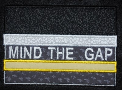 London Mind the Gap Machine Applique Embroidery Designs, Multiple sizes including 4 inch