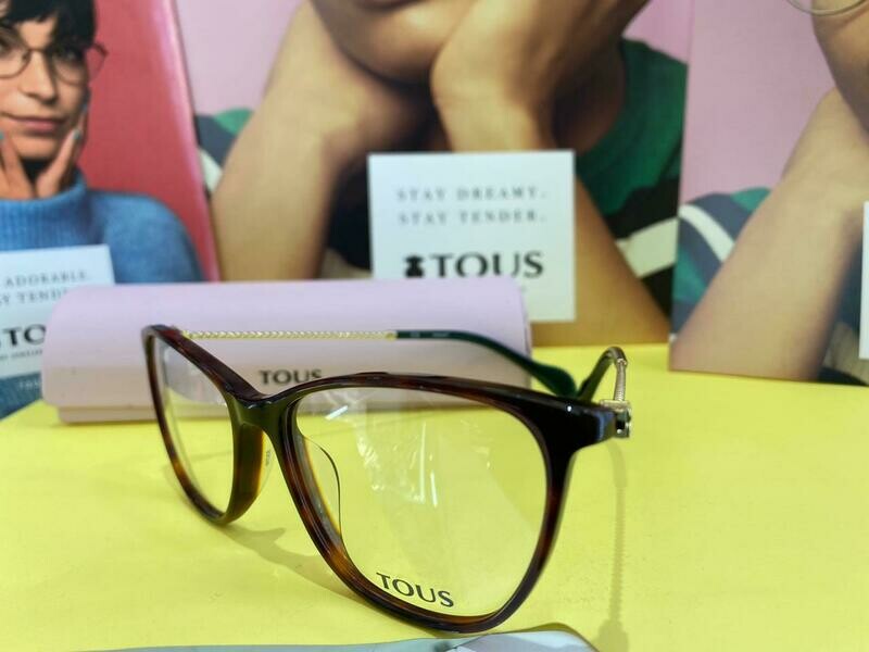 TOUS