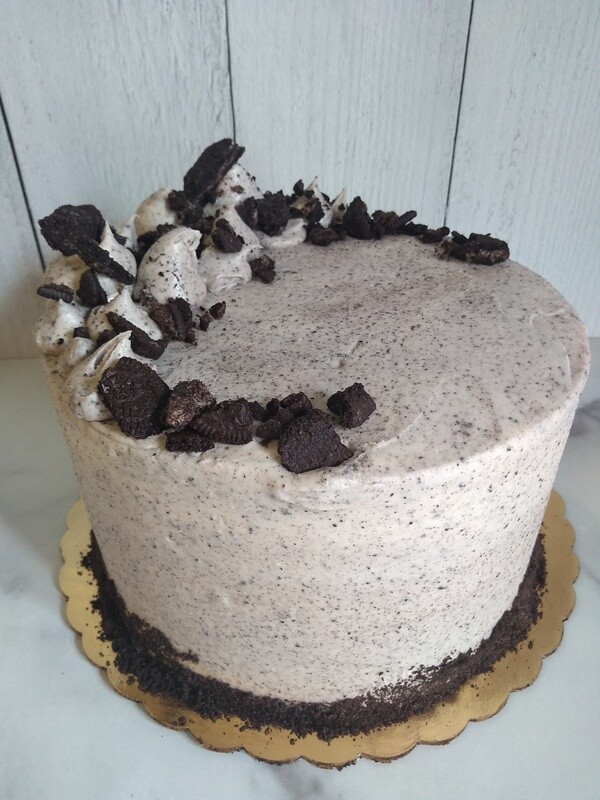 Cookies N Cream Cake