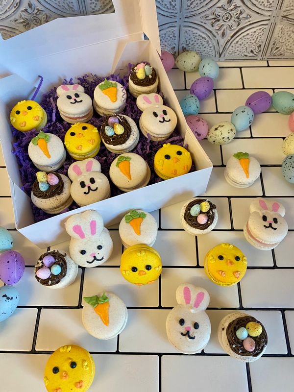 12 Pack Easter Macaron Box