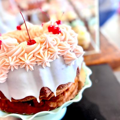 The Best Pound Cake Ever (Whole)