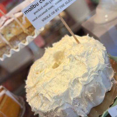 Malibu Coconut Cake (Whole)