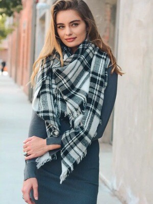 White/Black Plaid Blanket Scarf