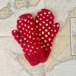 Red Tiny Hearts Mittens