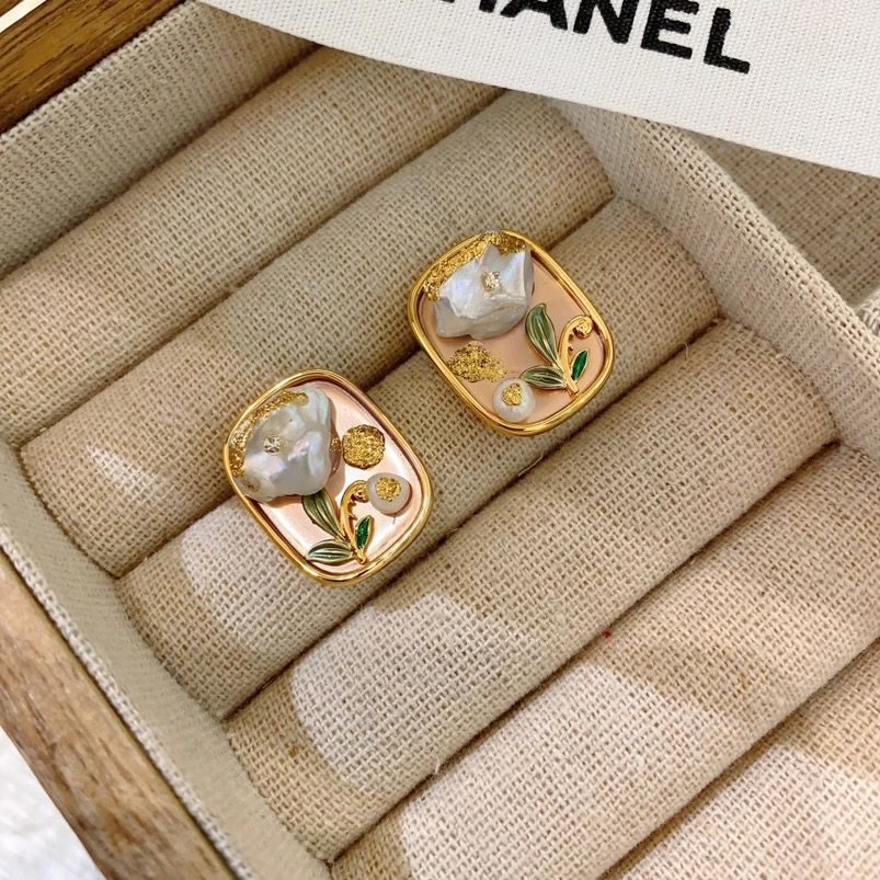 Square Baroque Pearl Earrings