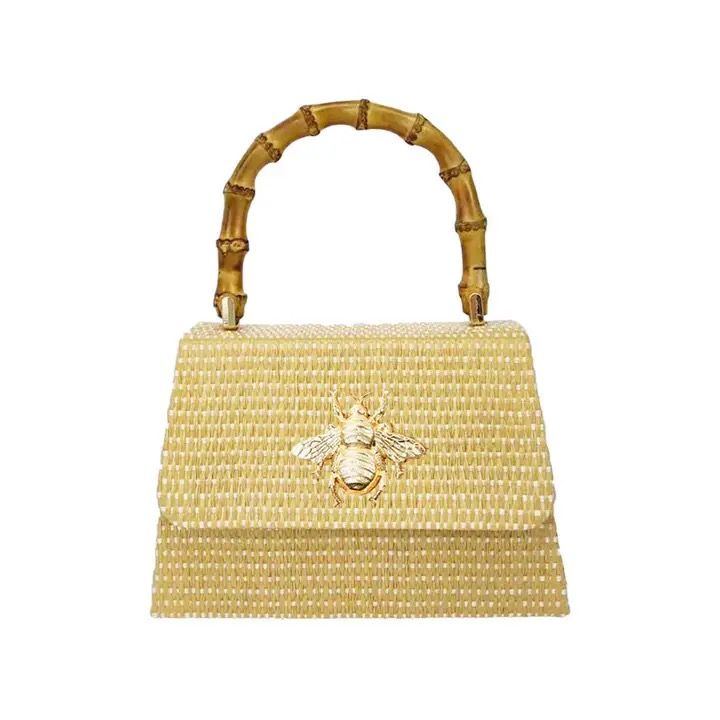 Straw Handbag w Bamboo Handle