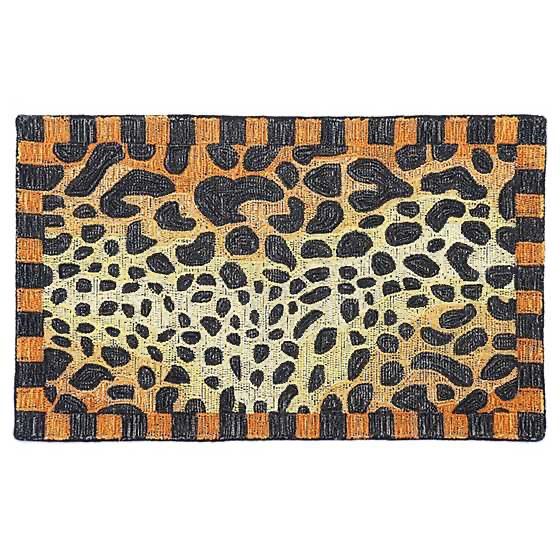 Cheetah 2&#39;3&quot;x3&#39;9&quot; Indoor/Outdoor Rug
