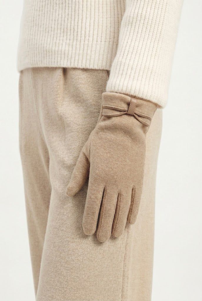 Bow Tie Cuff Gloves Camel
