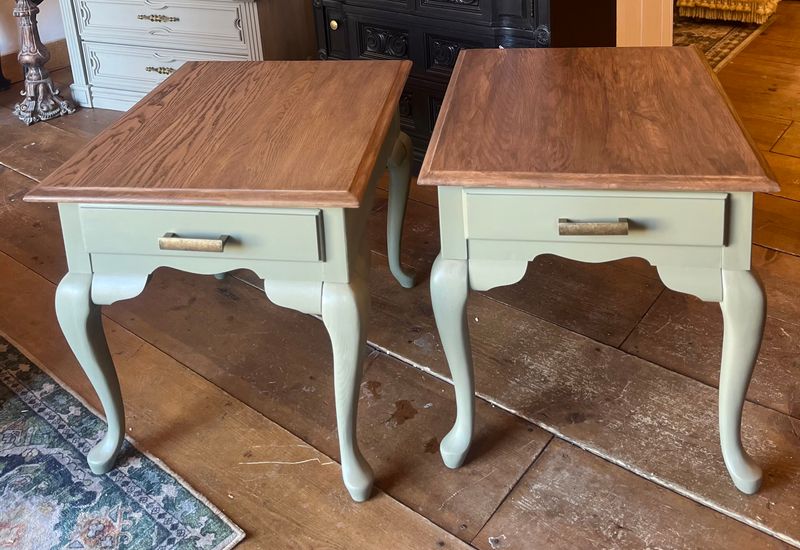 SOLID WOOD END TABLES