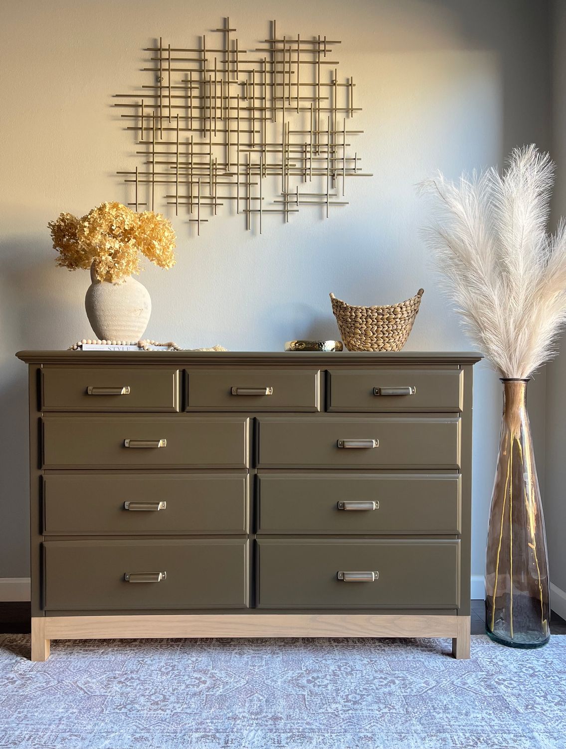 Amazing Dresser