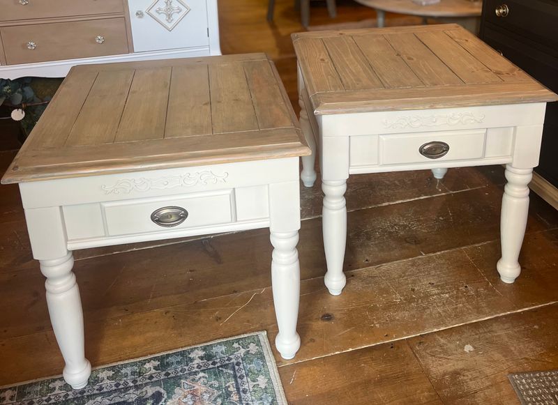 Set of End Tables