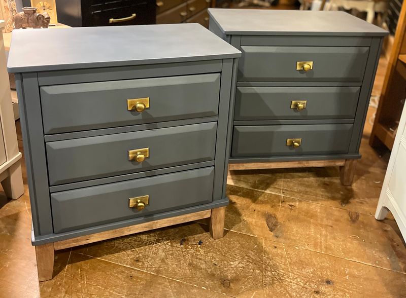 Stylish End Table Set