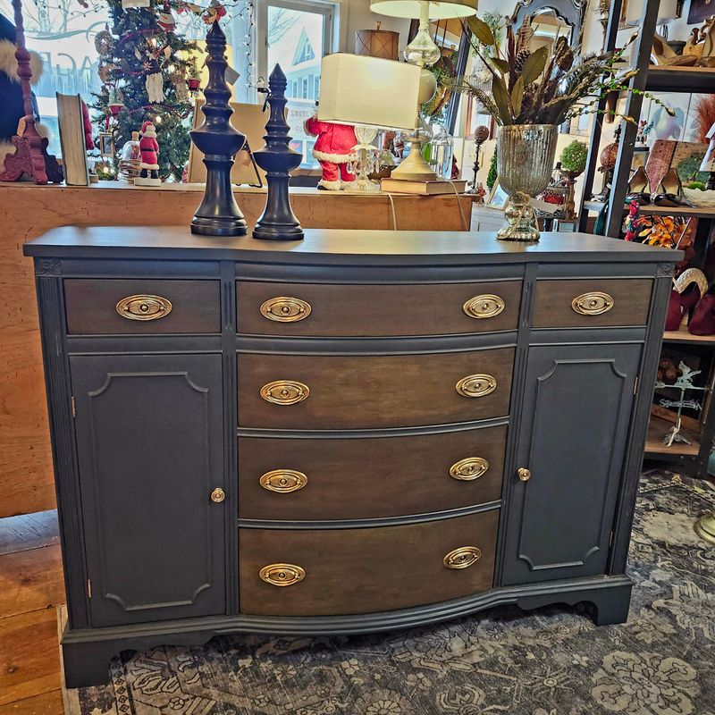 Stunning Mahogany Buffet