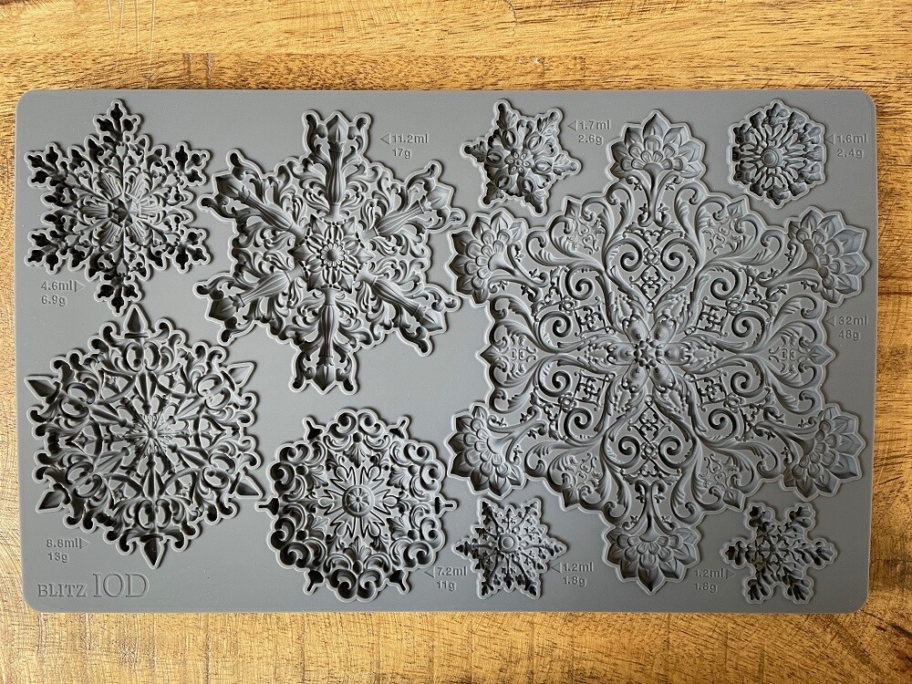 CHRISTMAS MOULD 2022  &quot; BLITZ &quot; ~  6&quot; x 10&quot;
