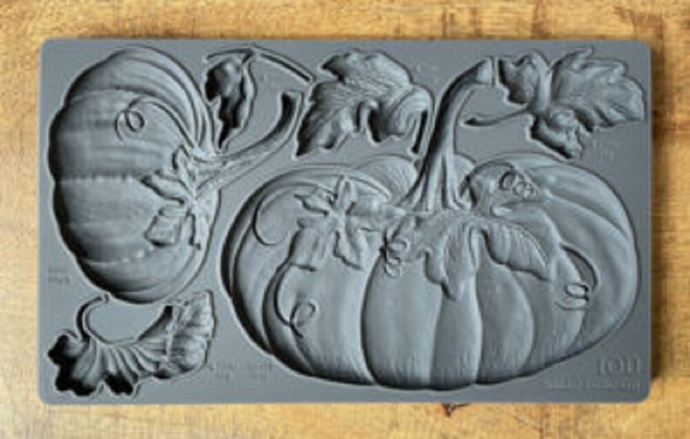 Christmas Mould  2023  &quot; HELLO PUMPKIN&quot; ~ 6&quot; x 10&quot;
