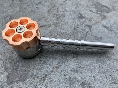 Metal 6 Shooter Pipe With Grinder