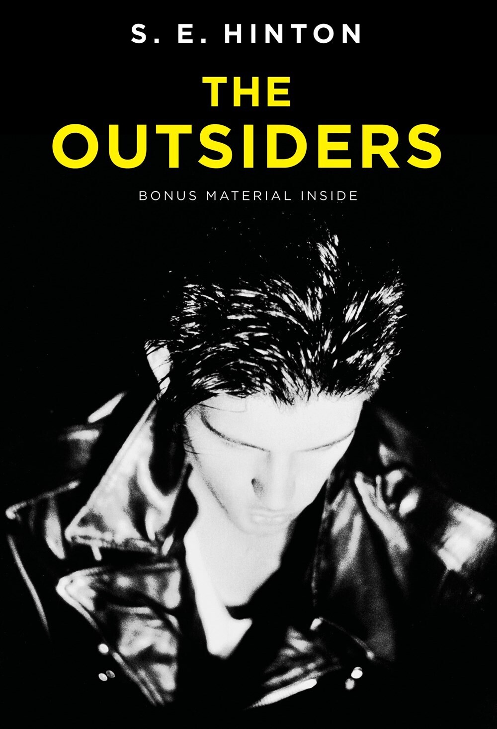 Outsiders, SE Hinton (Banned Book)