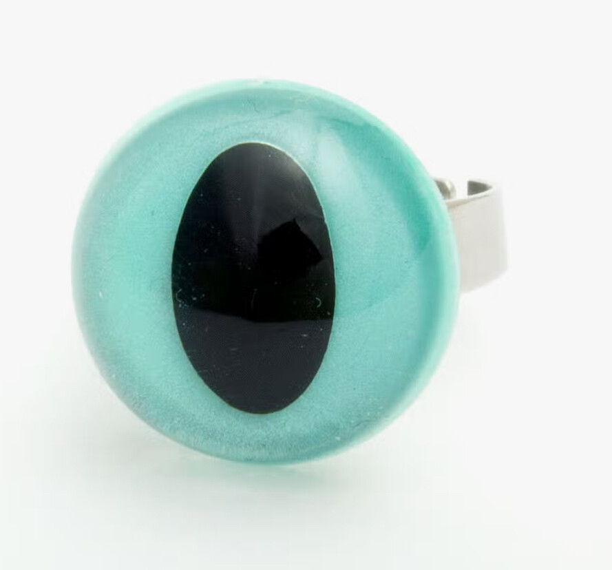 Blue Pearlescent Cat Eye Ring 