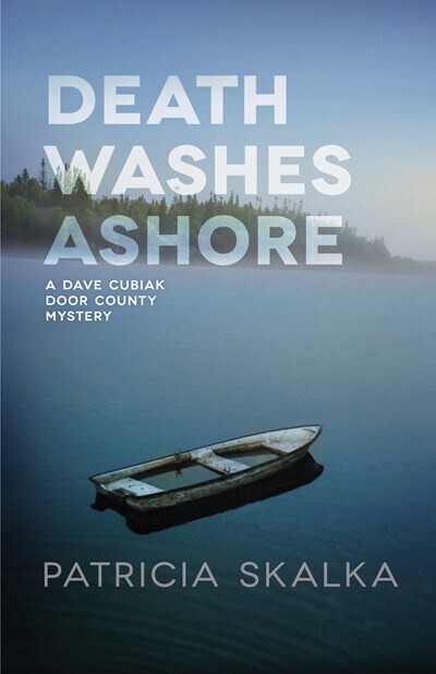Death Washes Ashore Paperback