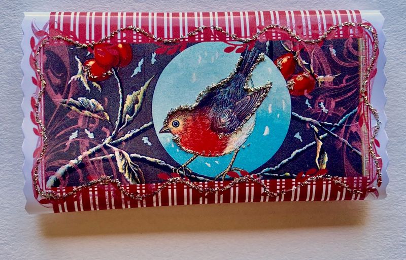 Dark Belgian Choc Bar W/ Robin On Branch