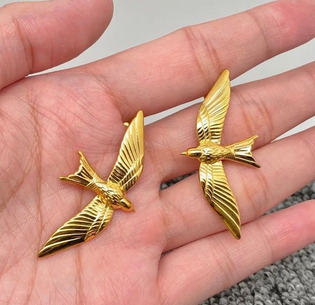 18K Gold Plated Steel Flying Bird Stud Earrings