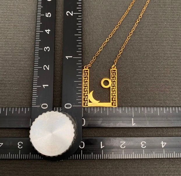 Sun Moon 18k Gold Plated Stainless Steel Necklass -golden