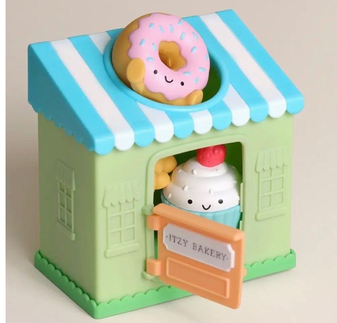 Itzy Play Bakery