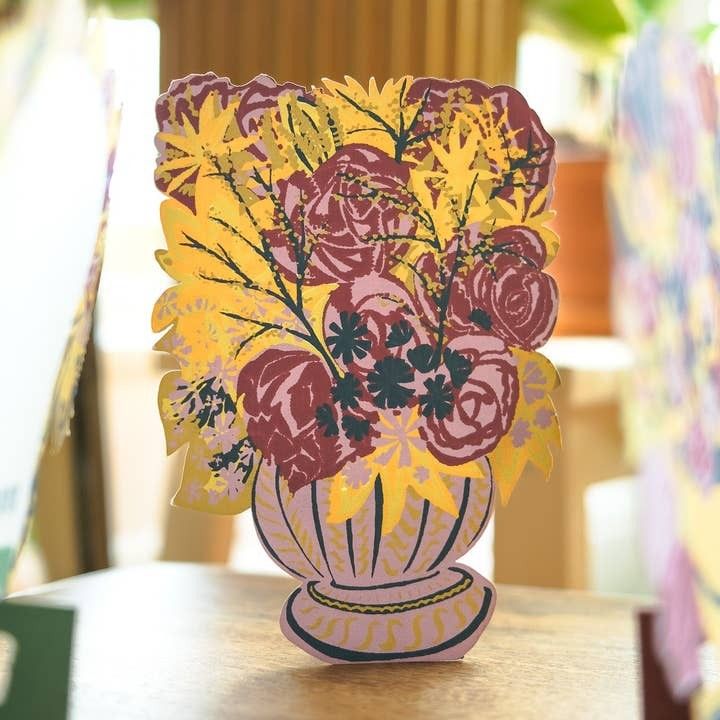 Lilac  Vase Bloomsbury Cut Card