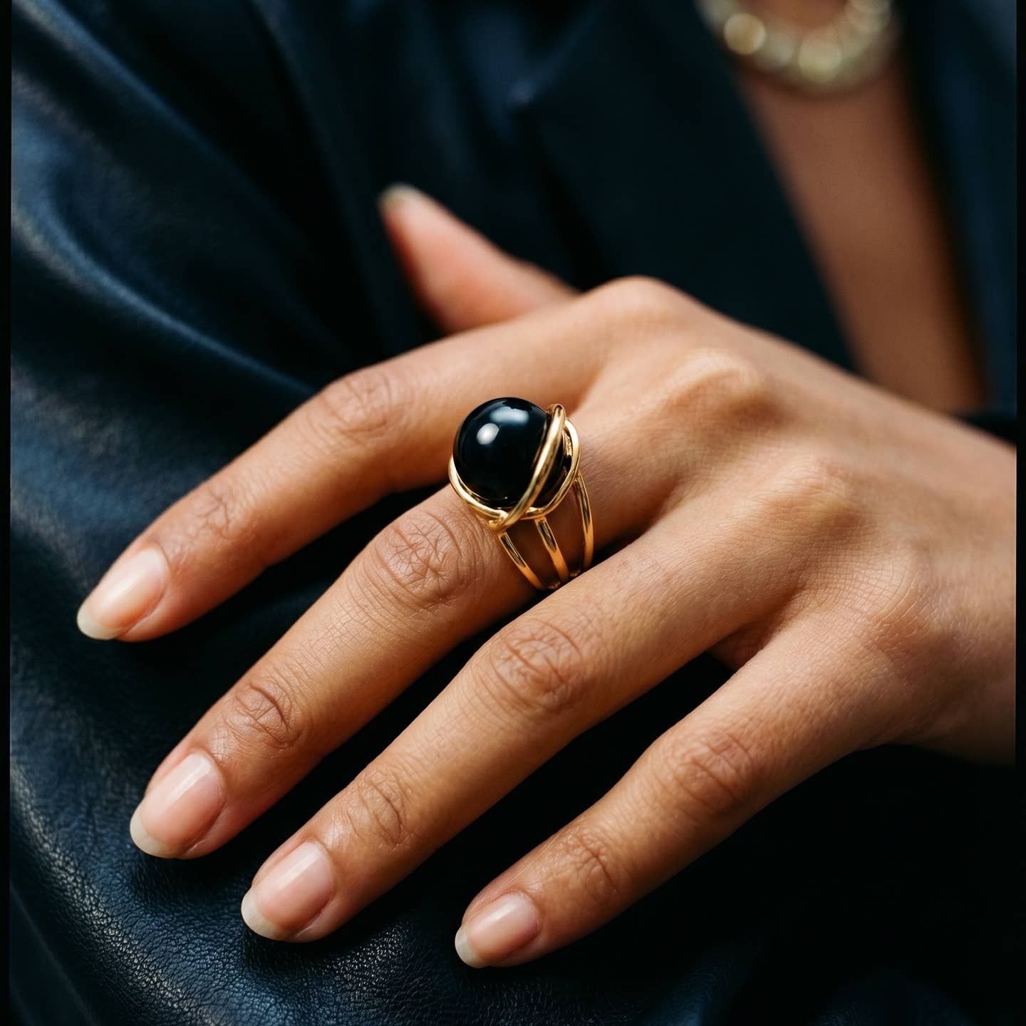 Black Tourmaline Spinning Ball Ring