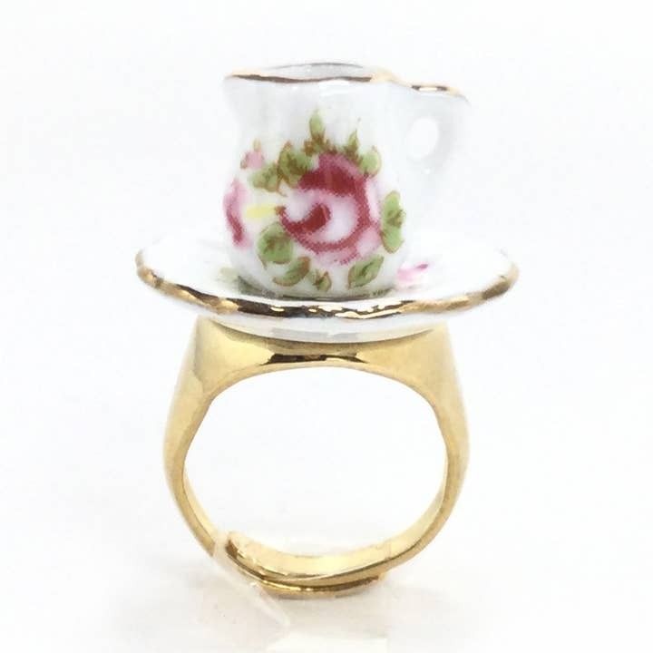 Gold White Tea Pitcher Ring
