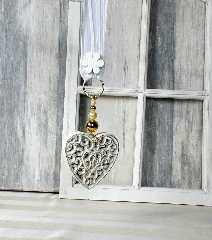 Fensterdeko, Hänger, Holz-Herz in weiß mit goldenen Perlen