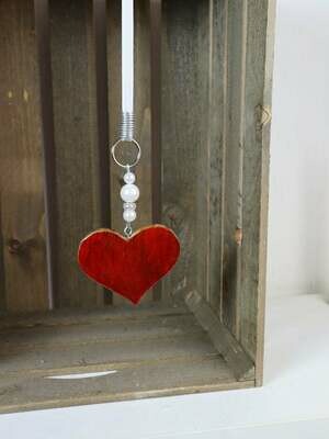 Fensterdeko Herz, Holz, rot weiß Fensterdeko Herz, Holz, rot weiß