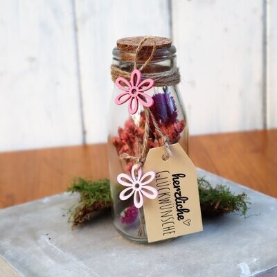 Trockenblumendeko, Trockenblumen im Glas rosa