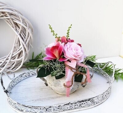 Tisch Gesteck rosa haltbar Shabby Look Tischdeko