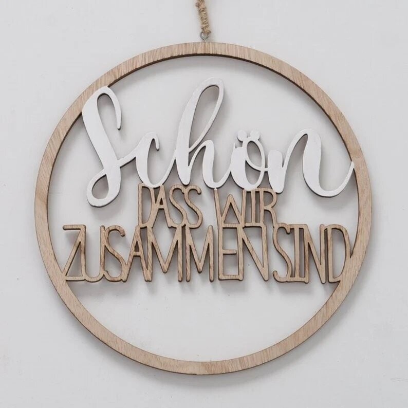 Loop Türkranz aus Holz mit Spruch
Schön das wir zusammen sind