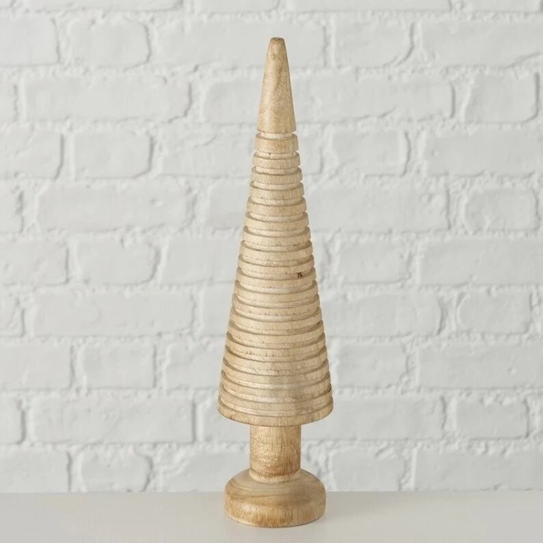 Weihnachtsdeko Tannenbaum mit Rillen