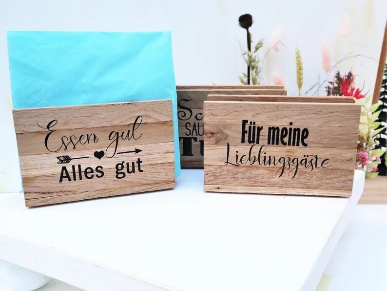 Serviettenhalter aus Holz mit Spruch
ohne Beschriftung