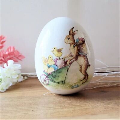 Frühlingsdeko Osterei mit Hasenmotiv