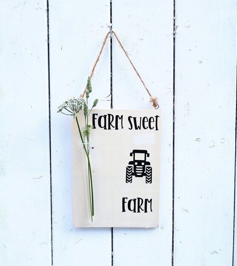 Holz Schild mit Glasvase und Spruch Farm sweet Farm