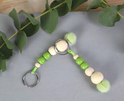 Schlüsselanhänger Taschenanhänger Holzperlen grün natur #3