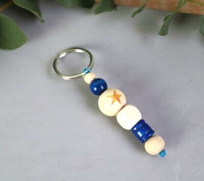 Schlüsselanhänger Taschenanhänger Holzperlen natur blau