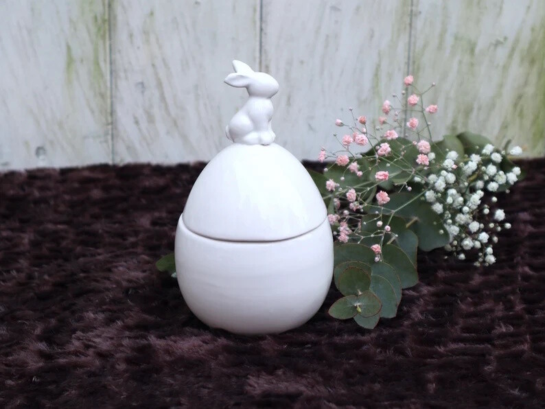 Osterdeko Porzellan Dose Ei mit Hase