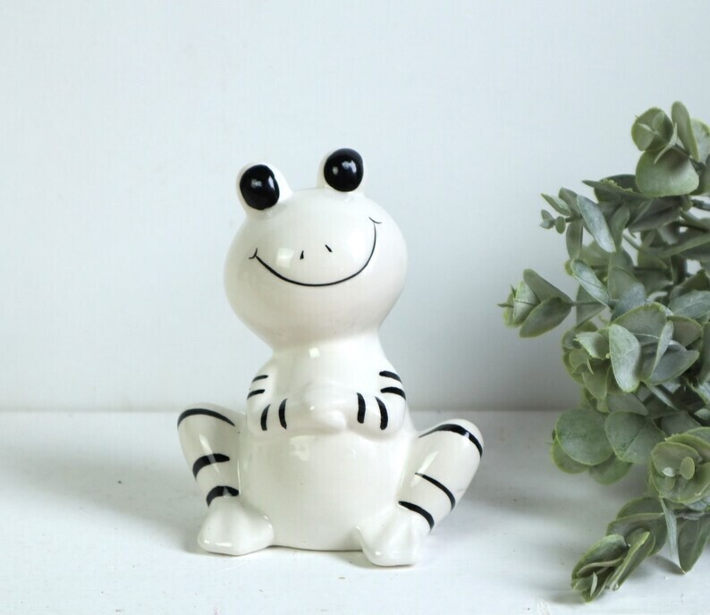 Frosch Deko Figur weiß schwarz Tischdeko