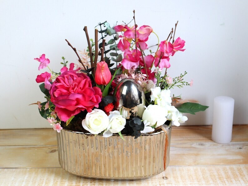 Frühlingsdeko Tischgesteck rosa silberfarbig edel