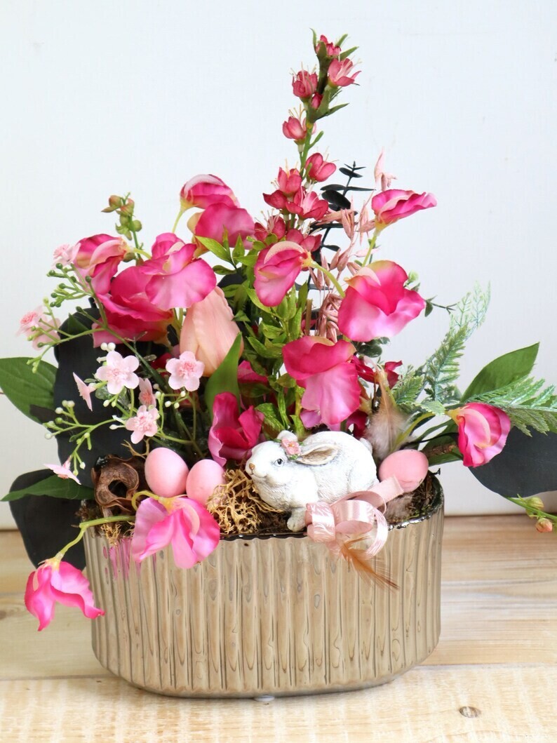 Frühlingsdeko Tischgesteck rosa silberfarbig edel Hase