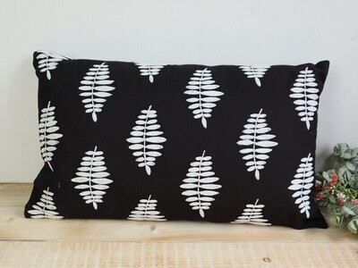 Deko Kissen schwarz weiß modern länglich Sofa Kissen Couch Kissen