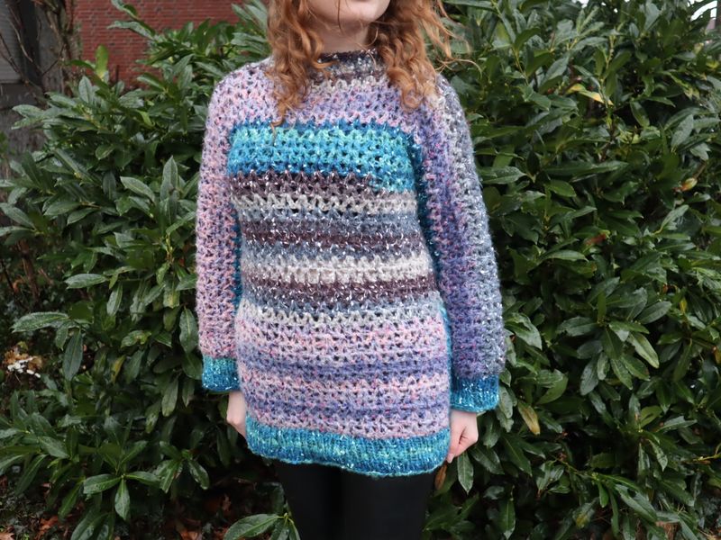 Pullover gehäkelt Tunika Top Sweater lila blau Töne