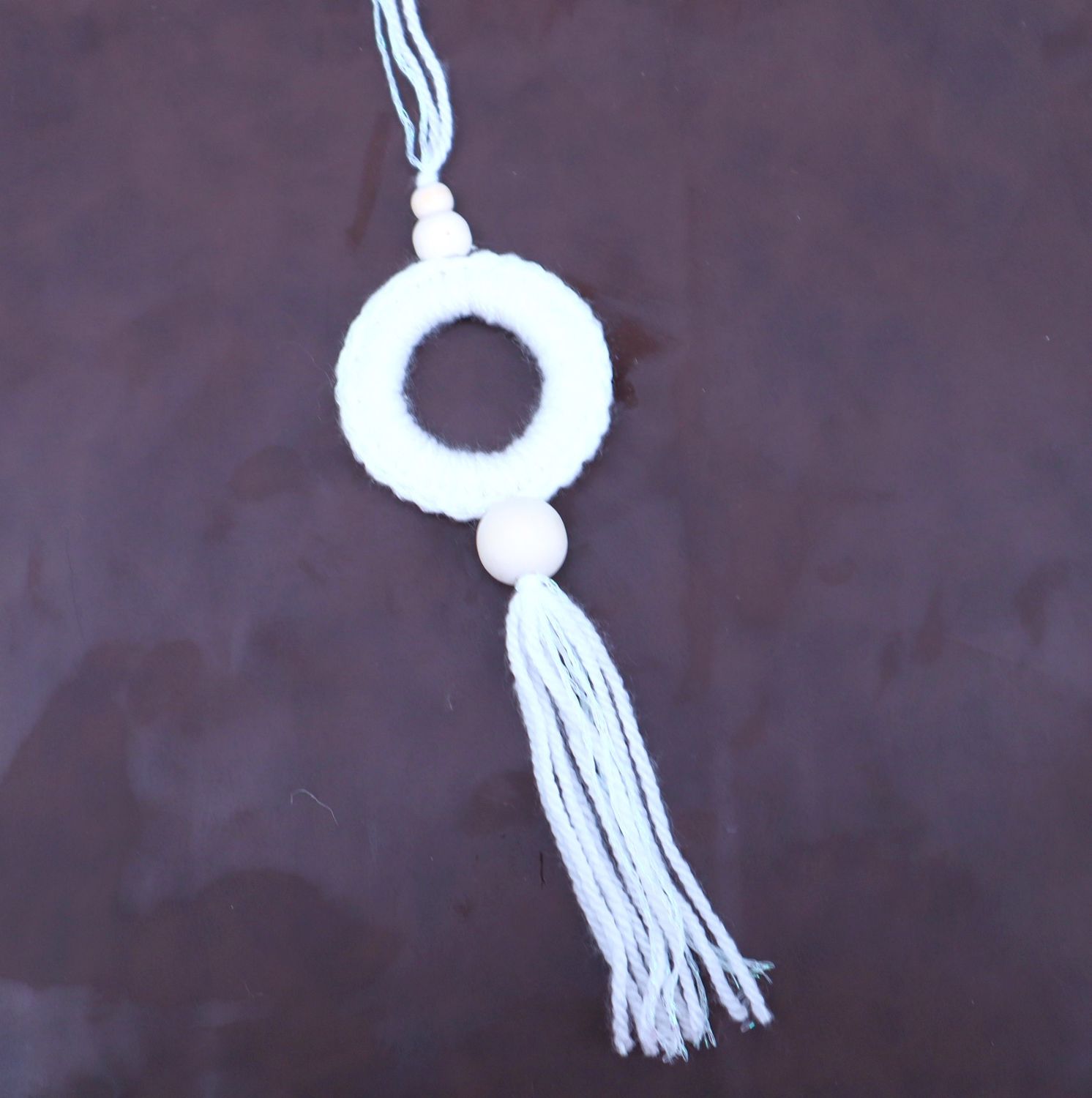 Schlüsselanhänger weiß Taschenanhänger  Taschenbaumler mit Quaste