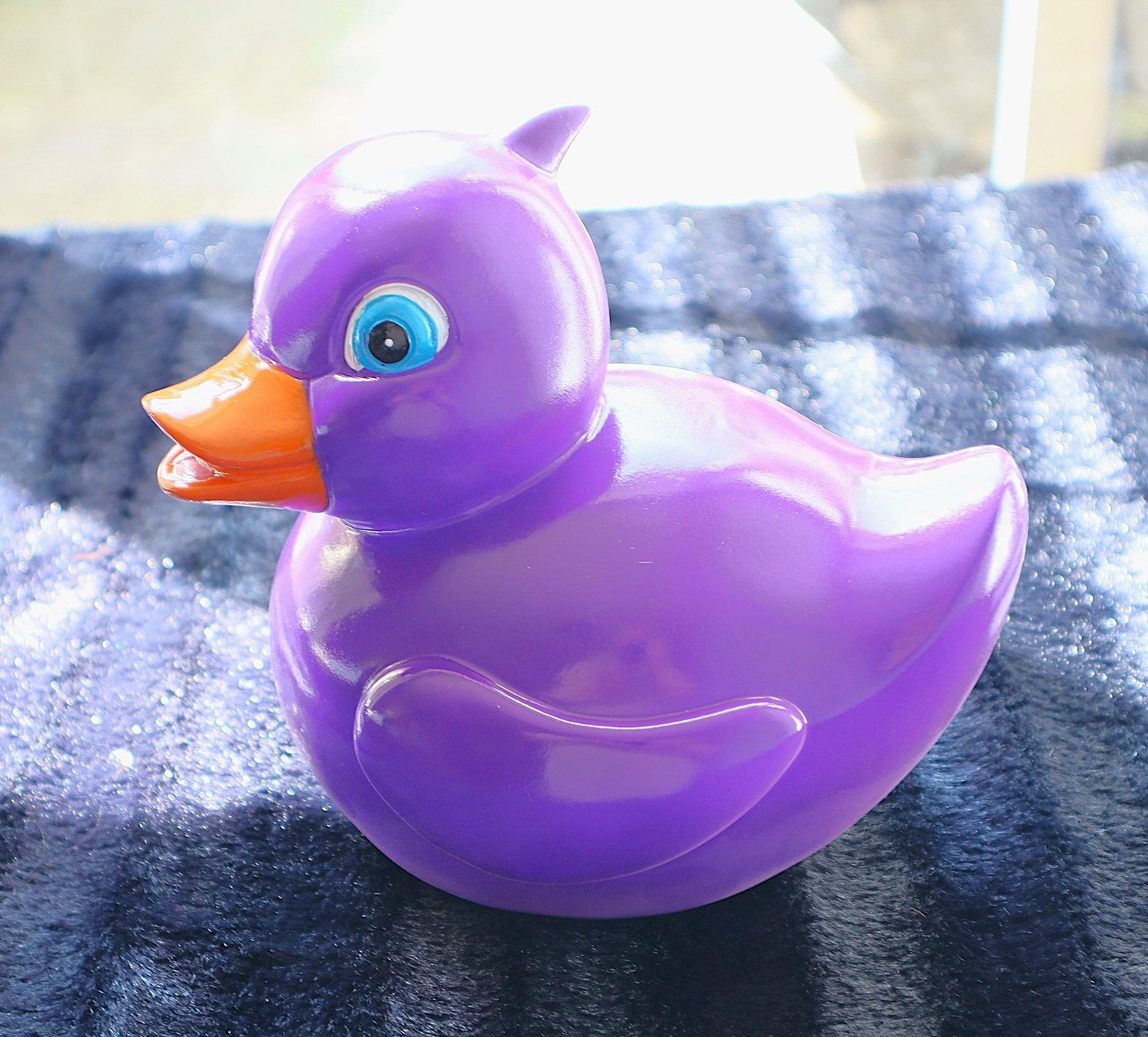 Deko Figur Ente lila Garten Terrasse Balkon Wohndeko Deko Figur Ente lila Garten Terrasse Balkon Wohndeko