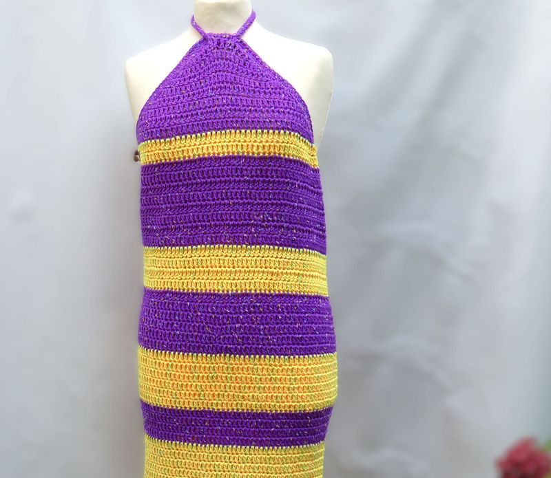 Häkelkleid lang Kleid gehäkelt modern Abendkleid Häkelmode Häkelkleid lang Kleid gehäkelt modern Abendkleid Häkelmode